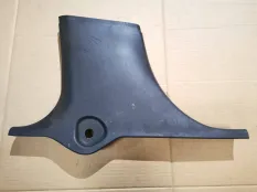 накладка на стойку Mercedes-Benz GLA-класс X156 рестайлинг (2017—2020)