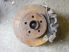 Кулак передний правый Mercedes-Benz M-класс W163 (1997—2001)