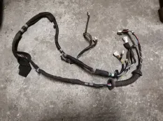 Проводка двери Toyota Highlander II рестайлинг (2010—2013)