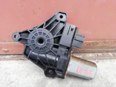 Моторчик стеклоподъемника Mercedes-Benz GLA-класс X156 рестайлинг (2017—2020)