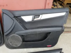 Обшивка двери Mercedes-Benz C-класс W204/S204 (2006—2011)