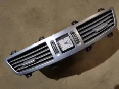 Решетка вентиляционная Mercedes-Benz S-класс W221 (2005—2009)