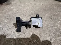 Замок лючка бензобака Mercedes-Benz M-класс W164 (2005—2008)