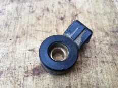 Датчик детонации Mercedes-Benz C-класс W204/S204 (2006—2011)