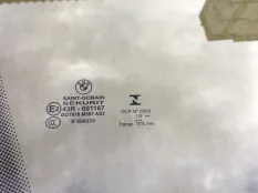 Стекло двери переднее правое BMW 1 2 F21 F22 F87