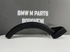 Облицовка петли багажной двери задняя правая BMW 8