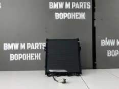 Отделение для подстаканника в центральной консоли