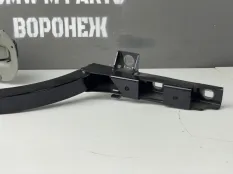 Петля крышки багажника задняя правая BMW 8 G16 F93