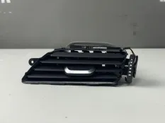 Вентиляционная решетка правая BMW 5 6 F90 G30 G31