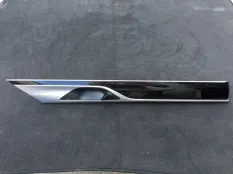 Декоративная накладка двери задняя правая BMW 7