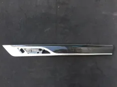 Декоративная накладка двери передняя правая BMW 7