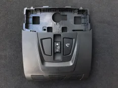 Функциональный центр в крыше BMW X2 F39