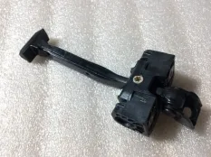 Ограничитель двери передний BMW 7 G11 G12