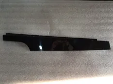 Накладка центральной стойки двери передняя левая