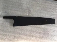 Накладка центральной стойки двери задняя правая
