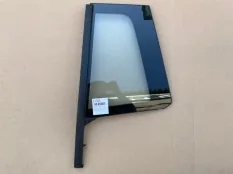 Стекло двери (неподвижное) заднее левое BMW 2 F46