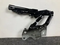 Петля капота левая BMW X5 X6 X7 XM G05 F95 G06 F96