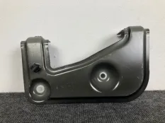 Кронштейн крепления крыла левый BMW X5 X6 X7 G05