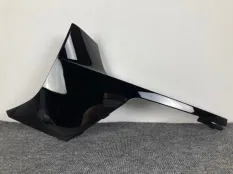 Накладка на бампер передняя правая BMW 7 G70 G71