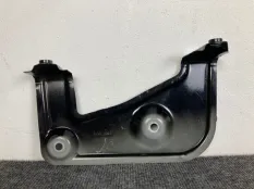 Кронштейн крепления крыла правый BMW X5 X6 X7 G05