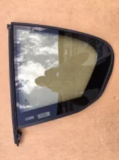 Стекло двери (неподвижное) заднее левое BMW 5 F90