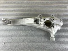 Опора поворотная передняя левая BMW X5 X6 X7 XM