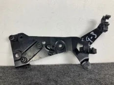 Кронштейн запорного клапана BMW X5 G05