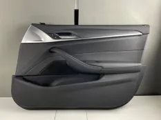 Обшивка двери передняя правая BMW 5 G30 G31