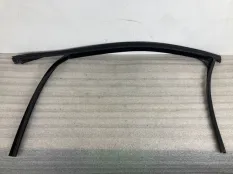 Направляющая стекла двери передняя левая BMW X6