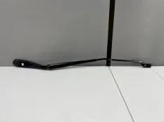 Рычаг стеклоочистителя правый BMW X5 X6 X7 G05 F95