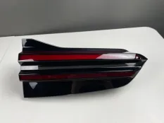 Фонарь крышки багажника правый BMW X5 G05 F95