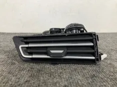 Вентиляционная решетка правая BMW X5 X6 X7 G05 F95