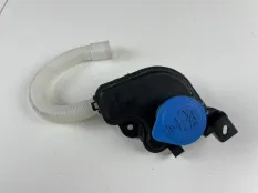 Горловина бачка стеклоомывателя BMW X5 X6 X7 XM