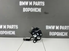 Кронштейн крыла №1 правый BMW 8 G14 G15 G16 F91
