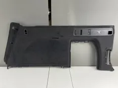 Обшивка багажного отделения задняя правая BMW X5