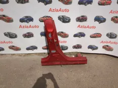 Центральная стойка кузова правая Toyota Corolla