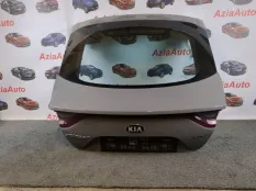 Крышка багажника Kia Stinger