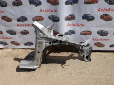 Четверть передний правый Toyota Corolla E180