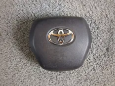 Подушка безопасности в руль Toyota Camry XV70