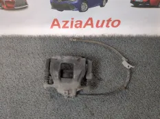 Суппорт тормозной передний правый Toyota Corolla