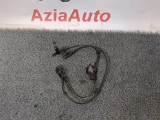 Датчик ABS передний правый Toyota Corolla E180