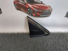 Накладка крыла правая Toyota Corolla E210