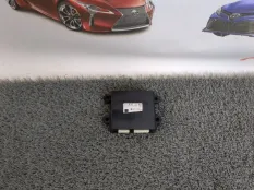 Блок управления центральным замком Mitsubishi
