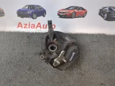 Кулак поворотный передний правый Toyota Camry XV70