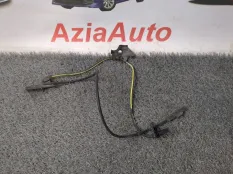 Датчик ABS передний Toyota Corolla E180