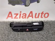 Кнопка аварийной сигнализации Kia Ceed 3