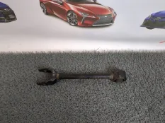 Рычаг задний Toyota Camry XV70