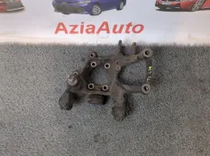 Кулак задний левый Mazda 3 BM