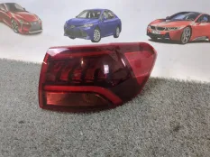 Фонарь правый Kia Sorento Prime UM