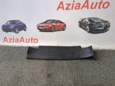 Накладка на порог салона задняя правая Toyota Land